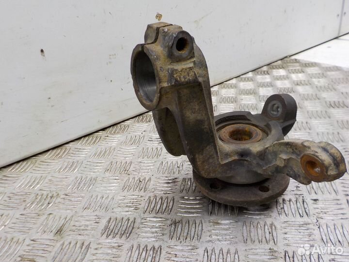 Кулак передний правый, Volkswagen Polo (Sed RUS)