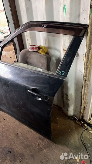 Дверь передняя левая Nissan Juke