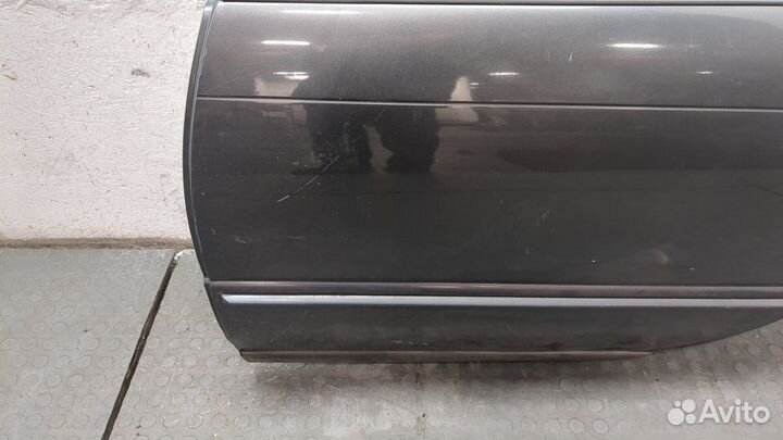 Дверь левая задняя Chrysler 300M