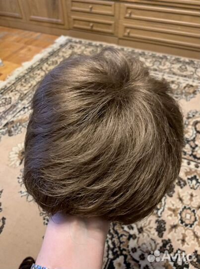 Парик, шляпа плетёная Франция