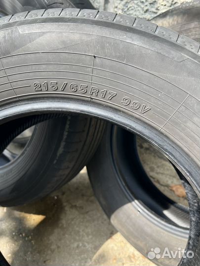 Yokohama BluEarth AE50 215/65 R17 99V