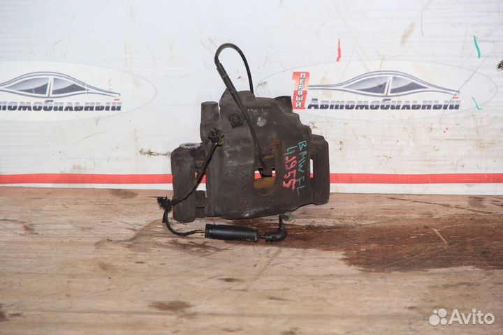 Суппорт перед лево c BMW 3-Series E46 N42B20