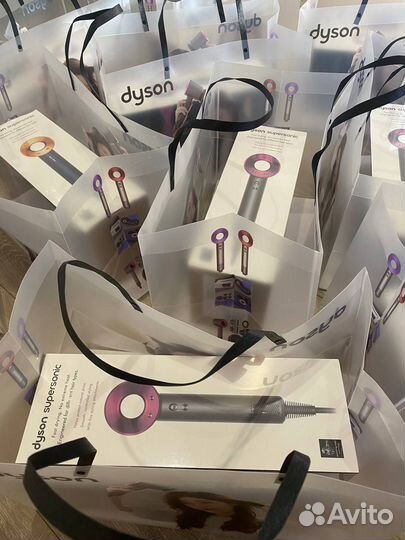 Фен dyson supersonic hd08 + набор расчесок