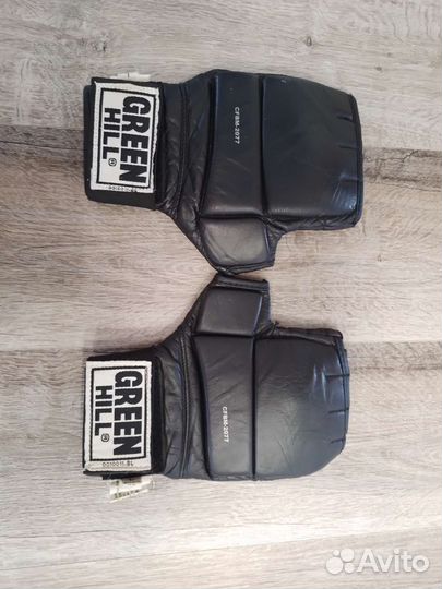 Боксерские перчатки