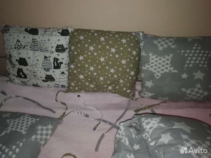 Бортики в детскую кроватку