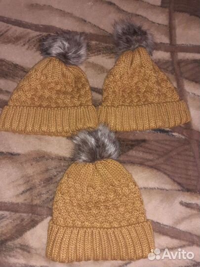 Шапка женская вязаная