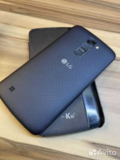 Телефон LG K10