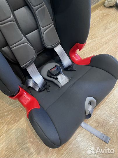 Автокресло britax romer advansafix III