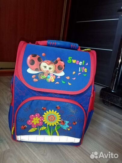 Школьный рюкзак