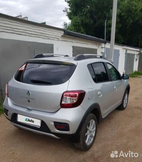 Renault Sandero Stepway 1.6 МТ, 2016, 5 800 км