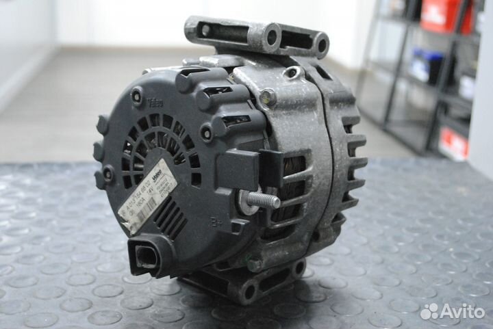 Генератор Mercedes Benz Sprinter 2.1 CDi б/у