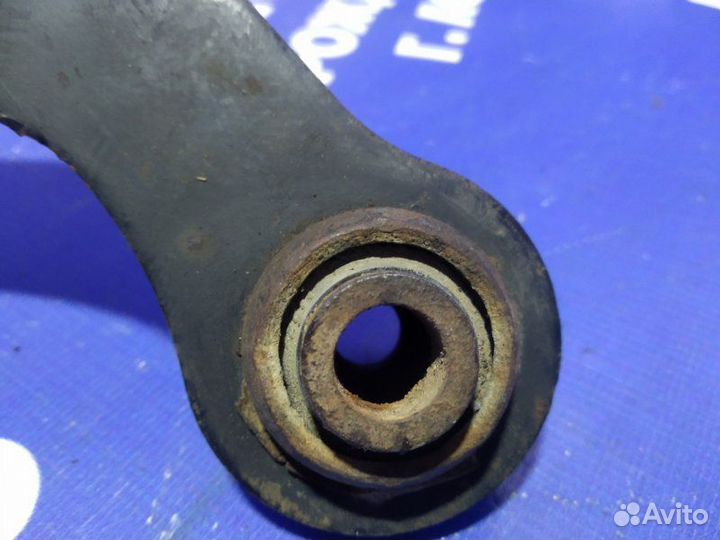 Задняя правая поперечная тяга Toyota Avensis седан