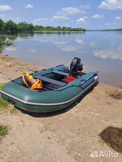 Лодка с мотором 9,9 (15)