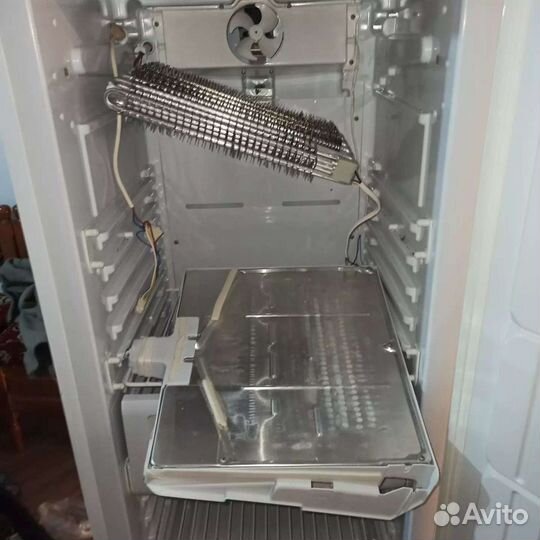 Ремонт холодильников