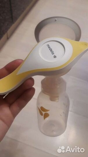 Молокоотсос medela ручной