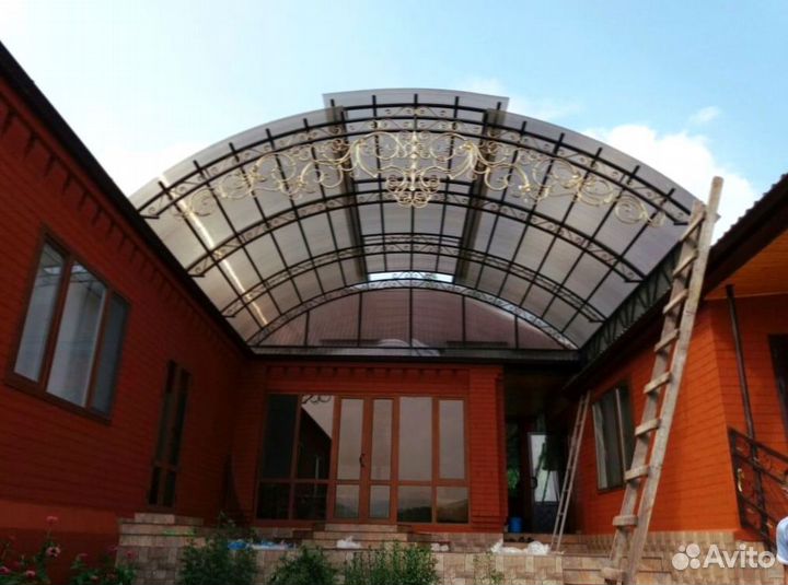 Навесы кованные из поликарбоната