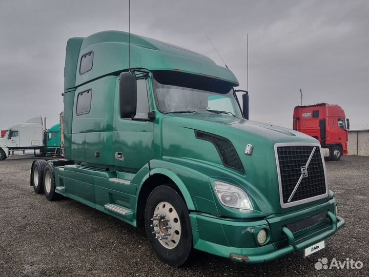 Volvo VNL 780, 2004