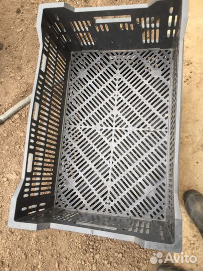 Пластиковые ящики для хранения бу