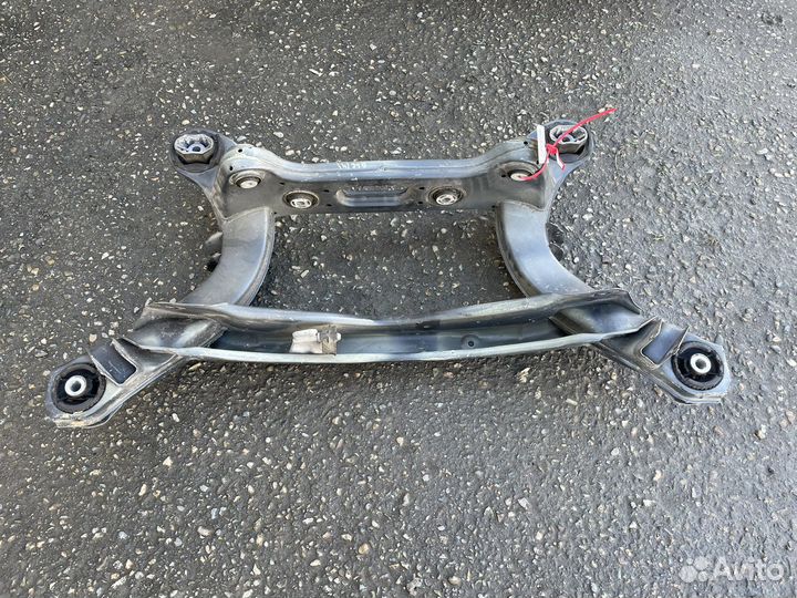 Задний подрамник Mercedes W204 W207 W212 W218 X204