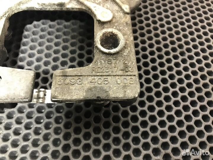 1915827 Кронштейн ретардера Daf XF106