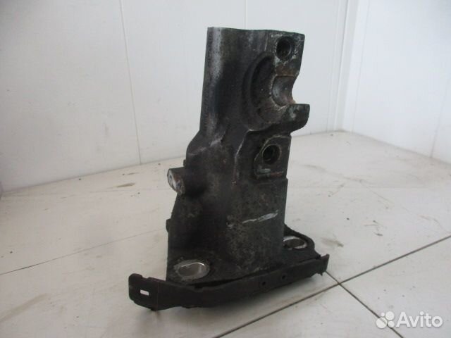 Кронштейн крепления торсиона Scania P, G, R series