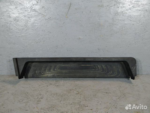 Накладка на порог левая Mercedes Vito W447
