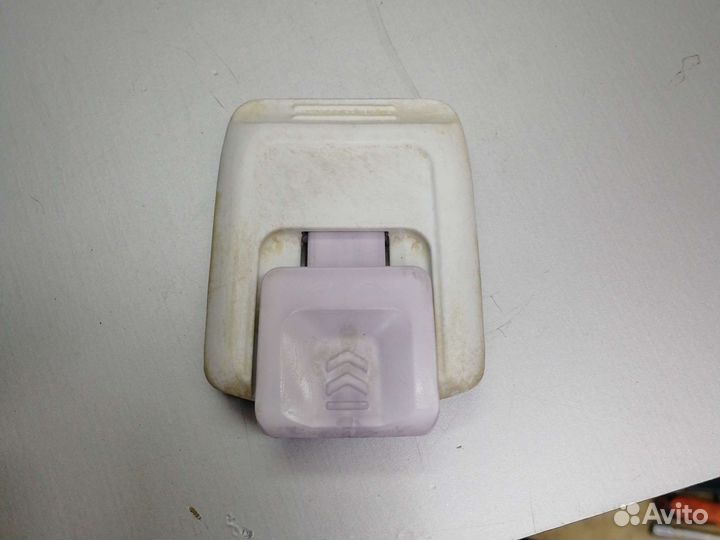 Фиксатор створок барабана Whirlpool w10572449