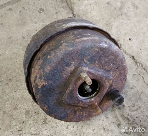 Вакуумный усилитель тормозов Волга 31105