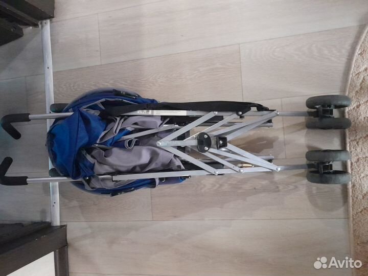 Коляска-трость