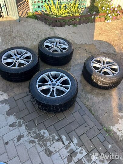 Bridgestone Ice Cruiser 7000 255/55 R18 101W