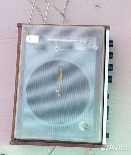 Проигрыватель винила СССР