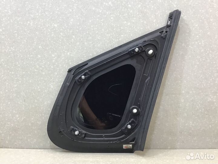 Стекло кузовное глухое левое Kia Optima IV 2016