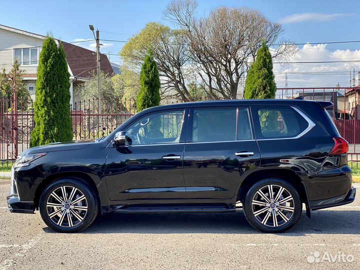 Lexus LX 4.5 AT, 2019, 206 000 км