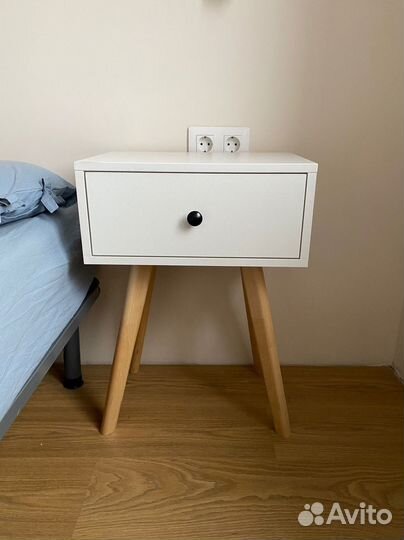 Тумба с ящиками