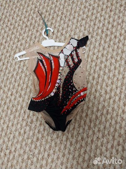 Купальник для художественной гимнастики 104