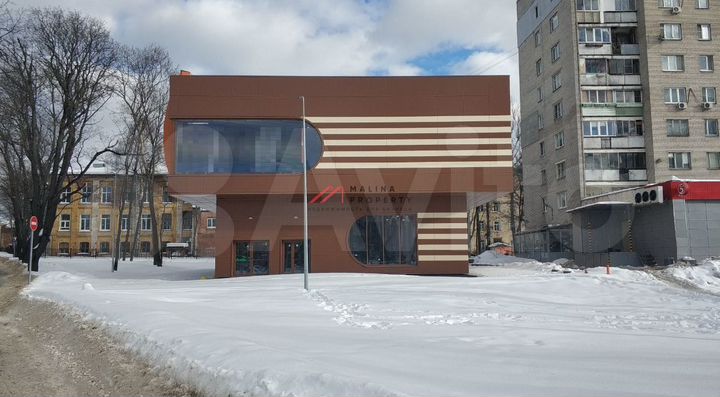 Сдам торговое помещение, 913 м²