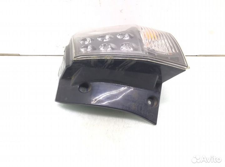 Фонарь 22087813 Mitsubishi Outlander (2003-2009)