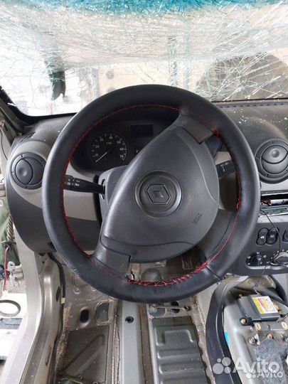 Подушка безопасности водителя Renault Logan рест