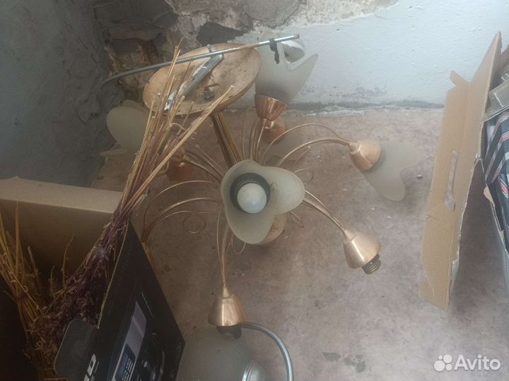 Люстра потолочная бу