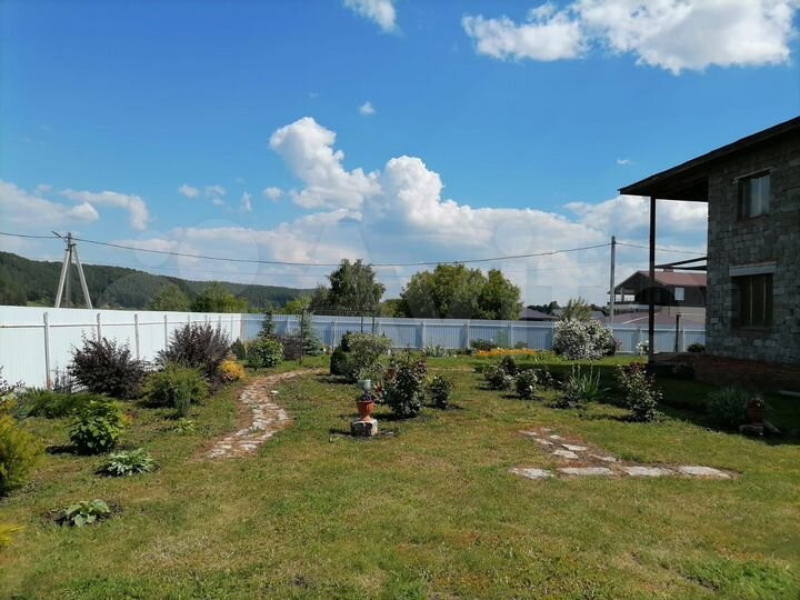 Коттедж 387 м² на участке 25 сот.