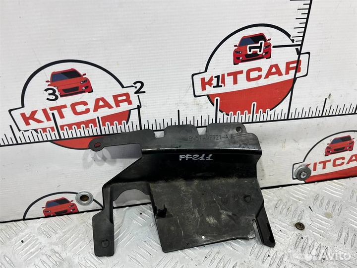 Воздуховод радиатора Ford Focus 2