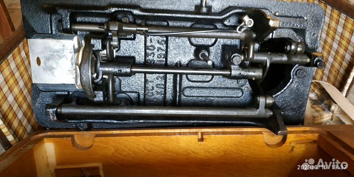 Швейная машина «Подольск класса 2М»