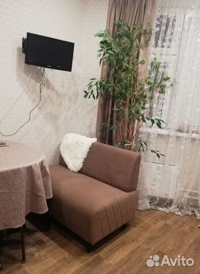 Диван в прихожую