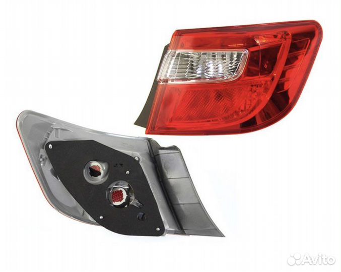 Задний фонарь на toyota camry v50