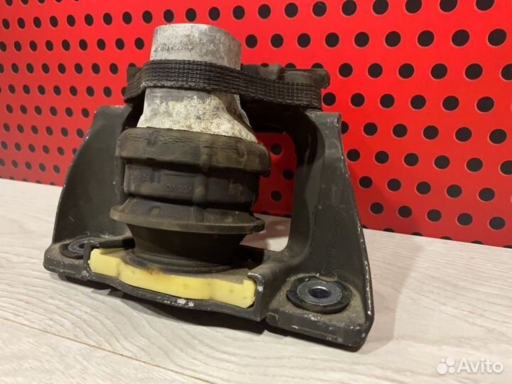 Подушка двигателя Volvo Xc60 2019