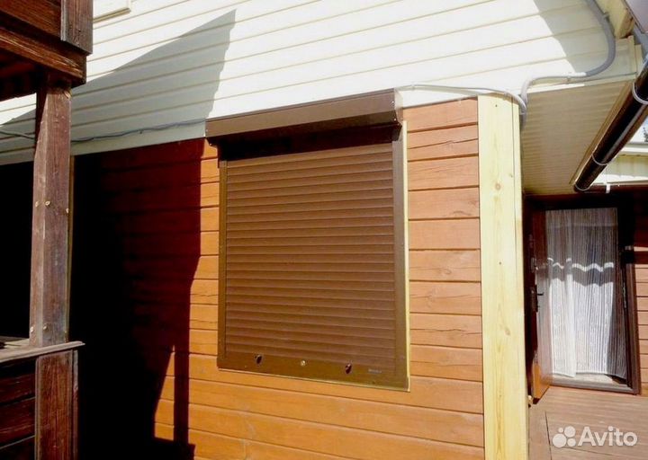 Секционные ворота