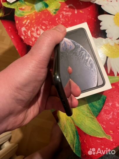 iPhone Xr, 128 ГБ