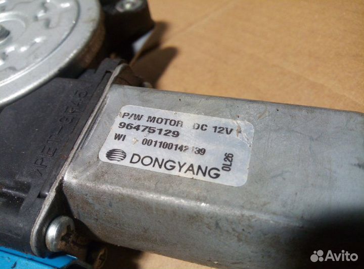 Стеклоподъемник передний правый Chevrolet Lacetti