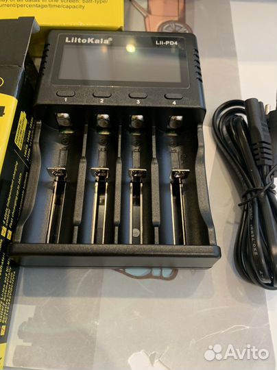 З/У для аккумуляторных батареек LiitoKala Lii-PD4