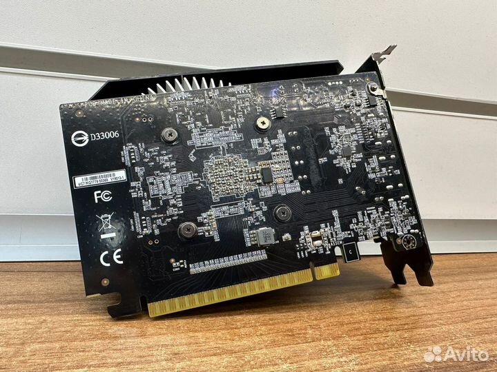 Видеокарта gigabyte GeForce GTX 1650 super OC 4G